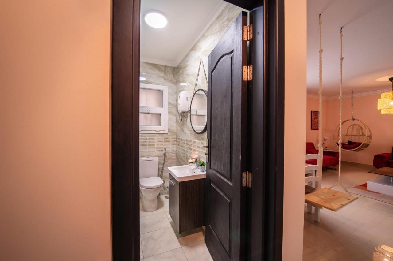 The 2Bdr Compelling Condo 5 Min To Cai Airport Cairo Exterior photo
