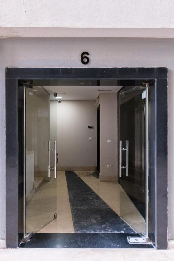 The 2Bdr Compelling Condo 5 Min To Cai Airport Cairo Exterior photo